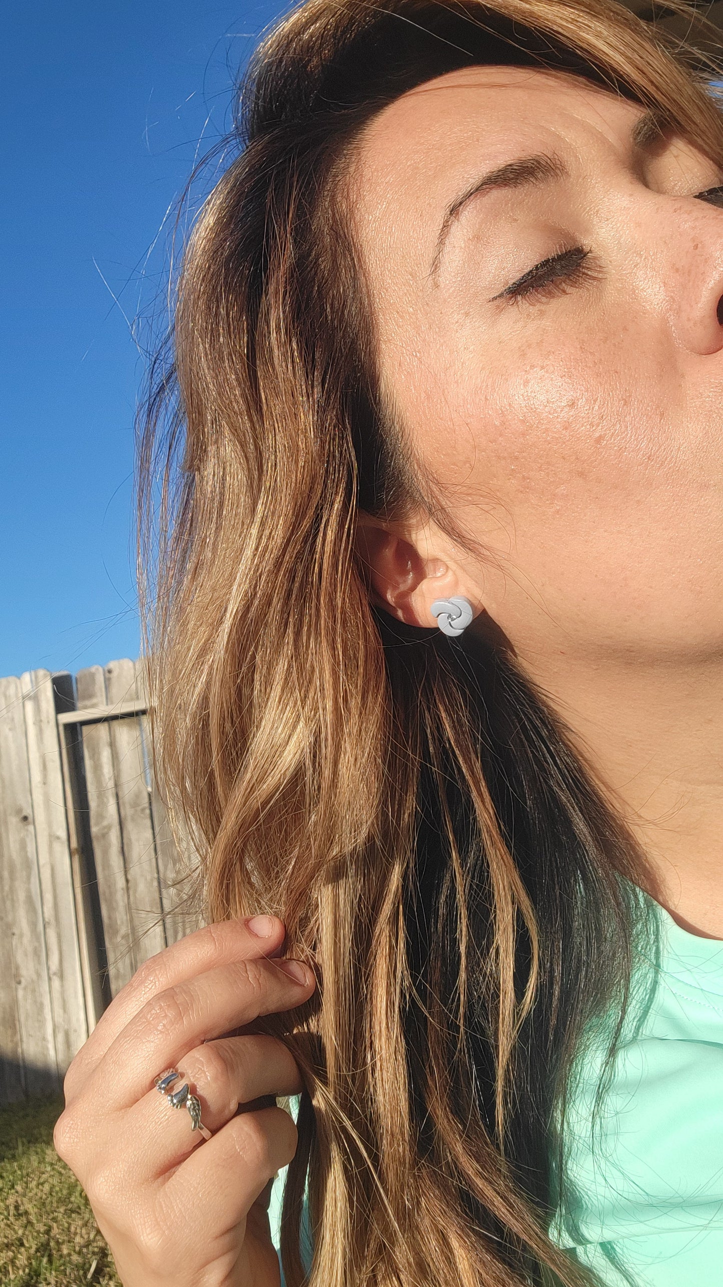 Small stud with center rhinestone